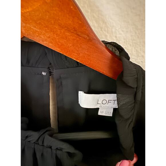 Loft Ruffle Balloon Sleeve Top in Black Size MP - Picture 4 of 6